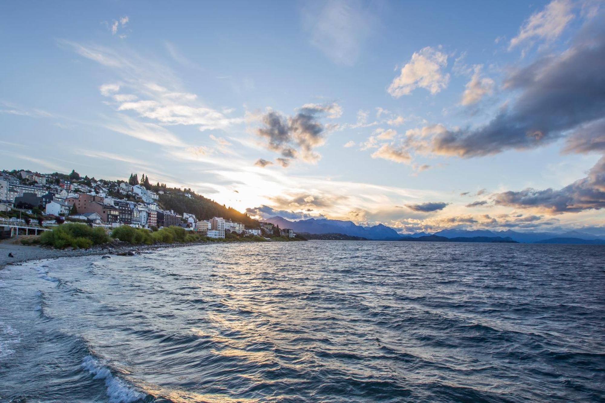 Socialtel Bariloche - Formerly Selina Bariloche Ngoại thất bức ảnh